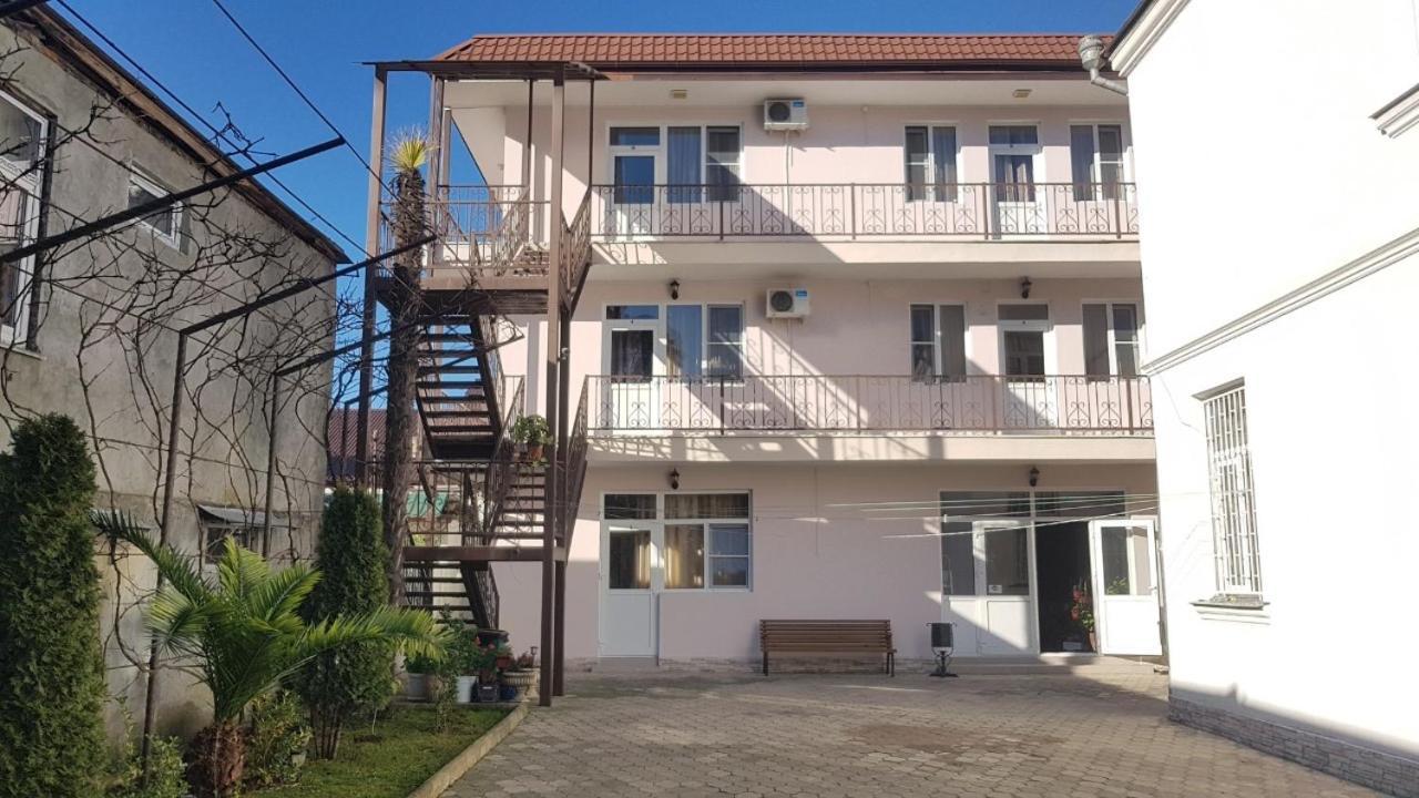 Holidays In Sukhum Suchumi Zewnętrze zdjęcie